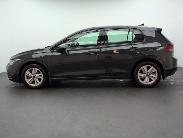 USED 2022 22 Volkswagen Golf 1.5 TSI Life Hatchback 5dr Petrol Manual Euro 6 (s/S) (150 Ps) Navigation+parking Sensors