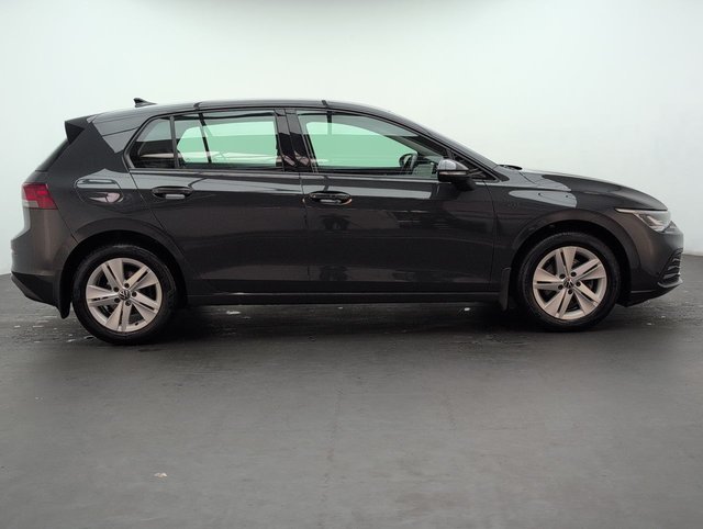 USED 2022 22 Volkswagen Golf 1.5 TSI Life Hatchback 5dr Petrol Manual Euro 6 (s/S) (150 Ps) Navigation+parking Sensors