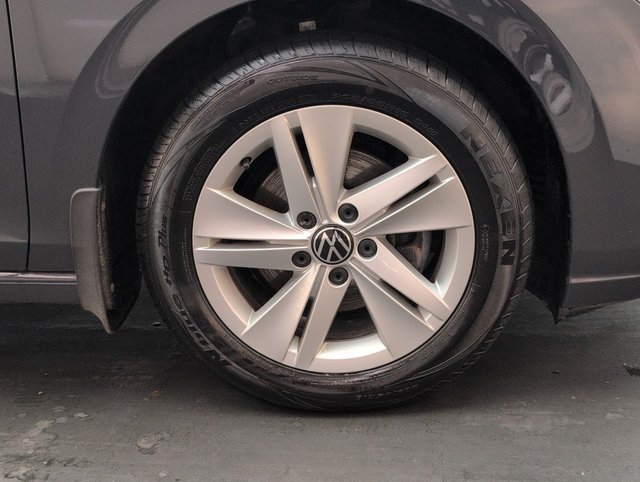 USED 2022 22 Volkswagen Golf 1.5 TSI Life Hatchback 5dr Petrol Manual Euro 6 (s/S) (150 Ps) Navigation+parking Sensors