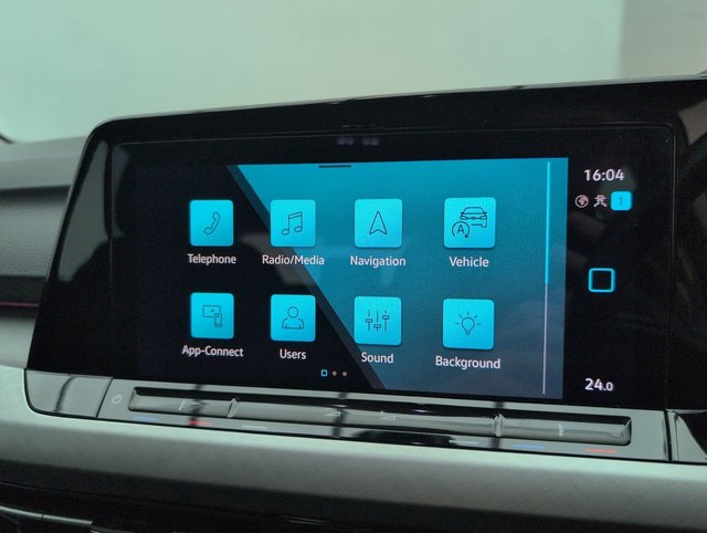 USED 2022 22 Volkswagen Golf 1.5 TSI Life Hatchback 5dr Petrol Manual Euro 6 (s/S) (150 Ps) Navigation+parking Sensors