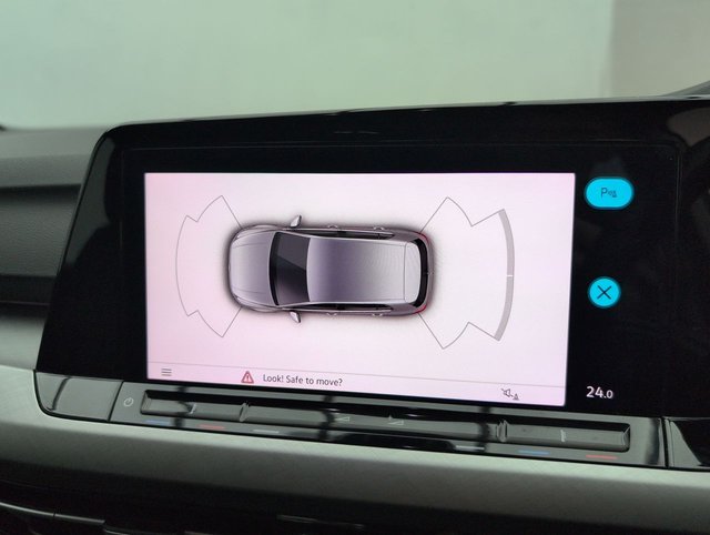 USED 2022 22 Volkswagen Golf 1.5 TSI Life Hatchback 5dr Petrol Manual Euro 6 (s/S) (150 Ps) Navigation+parking Sensors