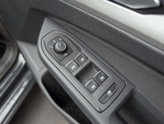 USED 2022 22 Volkswagen Golf 1.5 TSI Life Hatchback 5dr Petrol Manual Euro 6 (s/S) (150 Ps) Navigation+parking Sensors