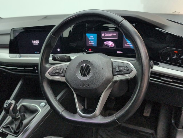 USED 2022 22 Volkswagen Golf 1.5 TSI Life Hatchback 5dr Petrol Manual Euro 6 (s/S) (150 Ps) Navigation+parking Sensors