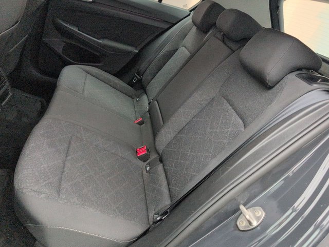 USED 2022 22 Volkswagen Golf 1.5 TSI Life Hatchback 5dr Petrol Manual Euro 6 (s/S) (150 Ps) Navigation+parking Sensors