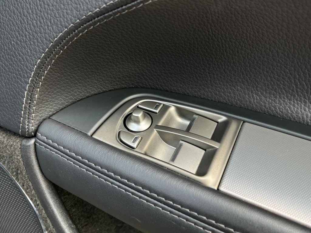 USED 2010 60 JAGUAR XK 5.0 V8 Convertible 2dr Petrol Auto Euro 5 (385 ps) 