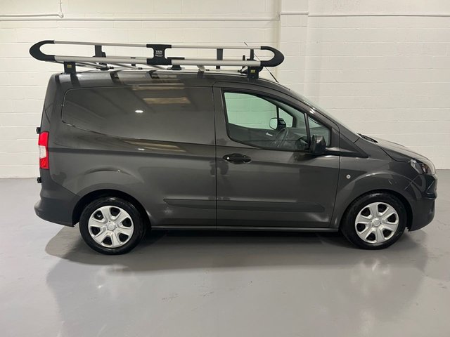 View our FORD TRANSIT COURIER