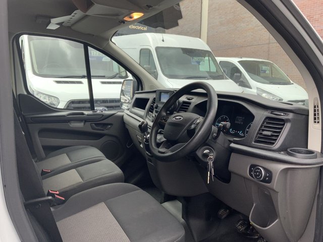 2022 Ford Transit Custom 2L Leader 5dr - Photo 12