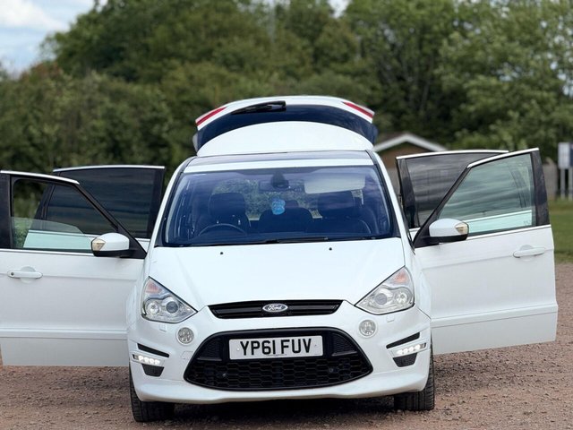 2011 FORD S-MAX - Photo 6