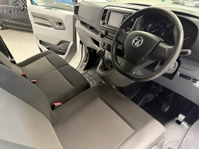 2022 VAUXHALL VIVARO - Photo 3