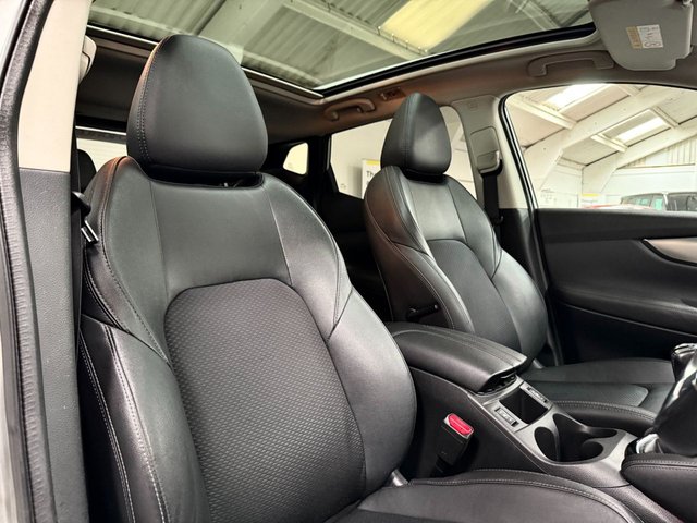 View our NISSAN QASHQAI