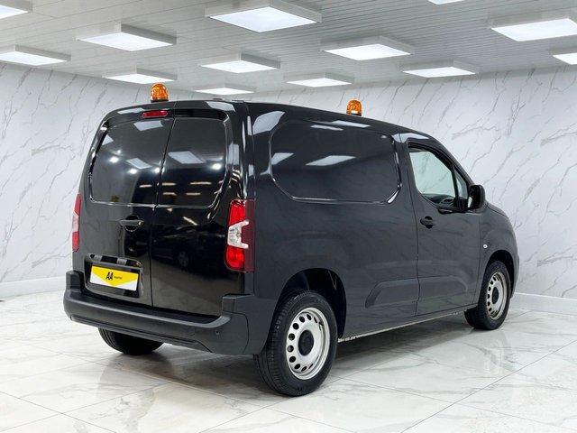 2023 Citroen Berlingo 1.5L Enterprise Edition M 5dr - Photo 11