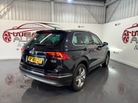 USED 2016 66 VOLKSWAGEN TIGUAN 2.0 TDI BlueMotion Tech SEL SUV 5dr Diesel Manual 4Motion Euro 6 (s/s) (150 ps) 2 keys, FSH, digi dash, pan roof