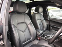 USED 2019 69 PORSCHE MACAN 2.0T SUV 5dr Petrol PDK 4WD Euro 6 (s/s) (245 ps) Drive away with confidence! We offer flexible financing options with low or no deposit, and every vehicle comes with a 30-day usability warranty. Upgrade to a 12-month warranty starting at just &pound;249 (Vans/4x4 from &pound;349). Our unbeatable prices ensure you get great value. Trusted by thousands, with over 1,000 genuine reviews. We make your buying experience smooth, trustworthy, and stress-free.