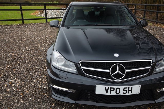 2012 MERCEDES-BENZ C-CLASS 6.3 C63 V8 AMG Saloon 4dr Petrol SpdS MCT Euro 5 (457 ps) - Photo 3