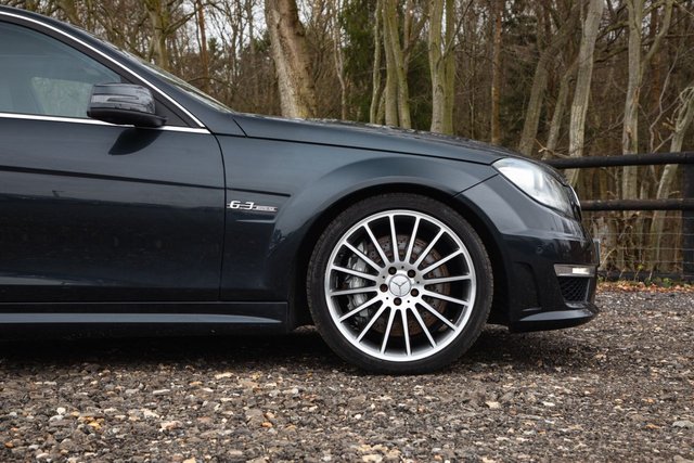 2012 MERCEDES-BENZ C-CLASS 6.3 C63 V8 AMG Saloon 4dr Petrol SpdS MCT Euro 5 (457 ps) - Photo 10