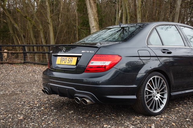 2012 MERCEDES-BENZ C-CLASS 6.3 C63 V8 AMG Saloon 4dr Petrol SpdS MCT Euro 5 (457 ps) - Photo 12