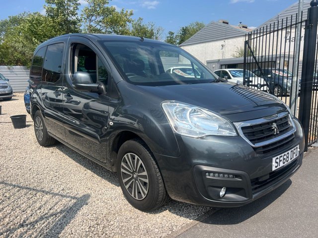 View our Peugeot Partner range