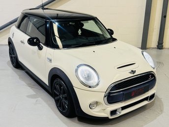 2014 MINI HATCH