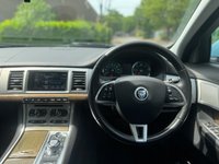 USED 2014 14 JAGUAR XF 2.2d SE Saloon 4dr Diesel Auto Euro 5 (s/s) (163 ps) 