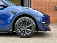 USED 2022 22 TESLA MODEL Y (Dual Motor) Long Range SUV 5dr Electric Auto 4WDE (384 bhp) AERO STYLING PACKAGE