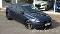 USED 2019 68 VOLVO V40 2.0 T2 GPF Momentum Nav Plus Hatchback 5dr Petrol Manual Euro 6 (s/s) (122 ps) 