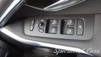 USED 2019 68 VOLVO V40 2.0 T2 GPF Momentum Nav Plus Hatchback 5dr Petrol Manual Euro 6 (s/s) (122 ps) 