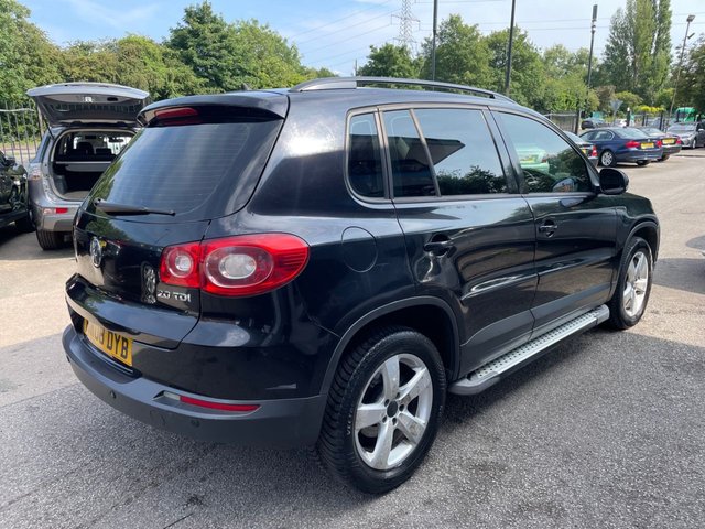 2017 VOLKSWAGEN TIGUAN - Photo 5