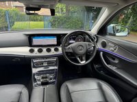 USED 2017 17 MERCEDES-BENZ E-CLASS 2.0 E350e 6.4kWh SE (Premium) Saloon 4dr Petrol Plug-in Hybrid G-Tronic+ Euro 6 (s/s) (299 ps) Panoramic Sunroof, Electric Memory Seats