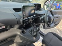 USED 2020 70 PEUGEOT PARTNER White 5-seat Crew Cab BlueHDi van, 79,900 miles, full service history, ULEZ compliant, Manual, Air con, Bluetooth, 1 owner Final Price plus VAT @ 20% With only one owner from new, this 2020 Peugeot Partner Professional is a reliable and well-maintained van, a 5 Seater crew cab panel van , with its 1.5L diesel engine and Euro 6 emission class, is the BlueHDi 950 Professional Long Panel Van LWB Euro 6 6dr derivative. The Professional trim includes practical features such as offside and twin sliding side doors, height-adjustable halogen headlights with automatic illumination and daytime running lights, and air conditioning. The 8in capacitive co