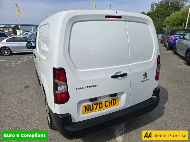 2020 PEUGEOT PARTNER - Photo 10