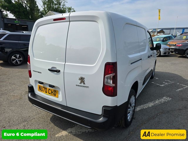 2020 PEUGEOT PARTNER - Photo 12