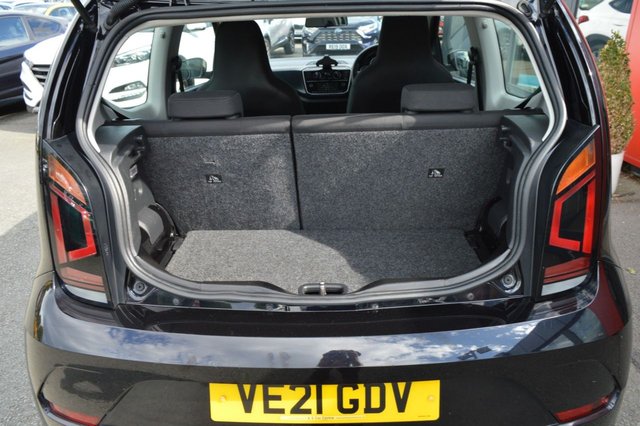 2021 VOLKSWAGEN UP! 1.0 up! Hatchback 3dr Petrol Manual Euro 6 (s/s) (65 ps) Finance available - Photo 8