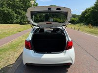 USED 2014 64 TOYOTA YARIS 1.5 VVT-h Excel Hatchback 5dr Petrol Hybrid E-CVT Euro 6 (15in Alloy) (101 ps) SAT NAV-BLUETOOTH-PARK CAMERA-DAB