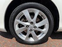 USED 2014 64 TOYOTA YARIS 1.5 VVT-h Excel Hatchback 5dr Petrol Hybrid E-CVT Euro 6 (15in Alloy) (101 ps) SAT NAV-BLUETOOTH-PARK CAMERA-DAB