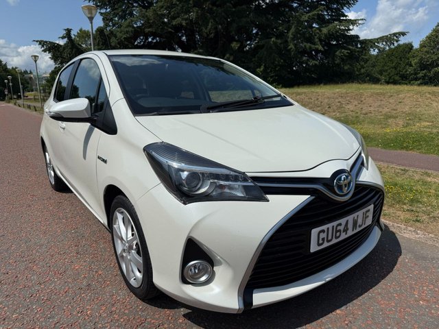 2014 64 Toyota Yaris 1.5 VVT-h Excel Hatchback 5dr Petrol Hybrid E-CVT Euro 6 (15in Alloy) (101 ps)