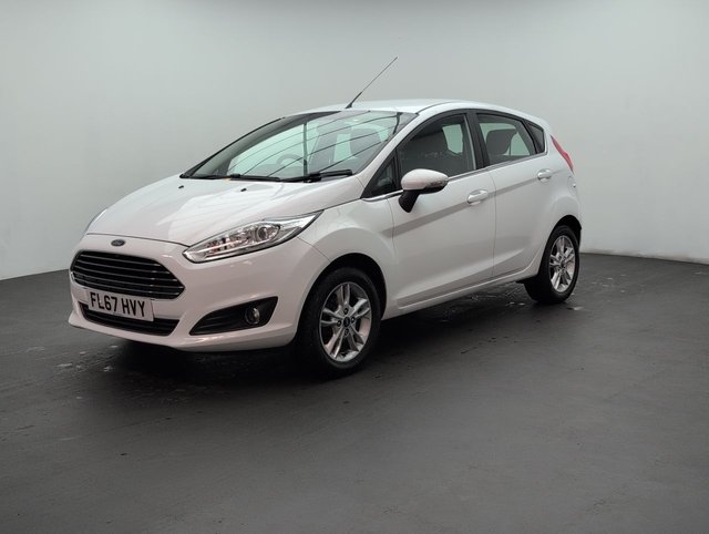 USED 2017 67 Ford Fiesta 1.25 Zetec Hatchback 5dr Petrol Manual Euro 6 (82 Ps) - Air Con + Tinted Glass