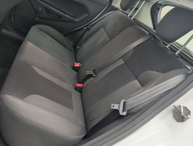 USED 2017 67 Ford Fiesta 1.25 Zetec Hatchback 5dr Petrol Manual Euro 6 (82 Ps) - Air Con + Tinted Glass