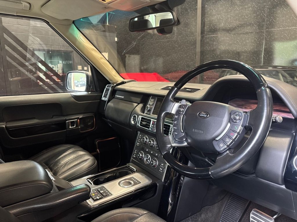 USED 2011 11 LAND ROVER RANGE ROVER 4.4 TD V8 Autobiography SUV 5dr Diesel Auto 4WD Euro 5 (313 bhp) CLEAR GLASS|WOOD LEATHER WHEEL