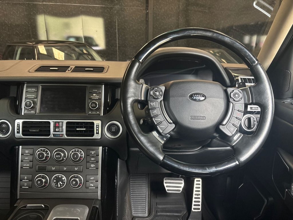 USED 2011 11 LAND ROVER RANGE ROVER 4.4 TD V8 Autobiography SUV 5dr Diesel Auto 4WD Euro 5 (313 bhp) CLEAR GLASS|WOOD LEATHER WHEEL