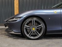 USED 2022 22 FERRARI ROMA 3.8T V8 Coupe 2dr Petrol F1 DCT Euro 6 (s/s) (620 ps) PAINT PROTECTION FILM, SURROUND VIEW, DAYTONA SEATS, CARBON STEERING WHEEL + LED'S - SPECIAL PAINT (ROMA BLUE) MAGNERIDE DUEL SUSPENSION AND MORE