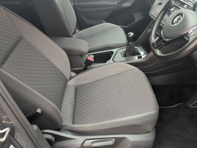 USED 2019 69 Volkswagen Tiguan 2.0 TDI Match Suv 5dr Diesel Manual Euro 6 (s/S) (150 Ps) - Cruise Control + Park Assist