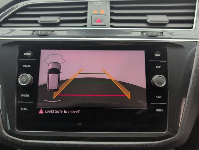 USED 2019 69 Volkswagen Tiguan 2.0 TDI Match Suv 5dr Diesel Manual Euro 6 (s/S) (150 Ps) - Cruise Control + Park Assist