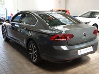 USED 2021 21 VOLKSWAGEN PASSAT 1.5 TSI EVO SEL Saloon 4dr Petrol DSG Euro 6 (s/s) (150 ps) SAT NAV HEATED LEATHER CRUISE CONTROL PARKING SENSORS 1 OWNER EXCELLENT SERVICE HISTORY WARRANTY