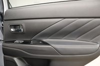 USED 2017 67 MITSUBISHI OUTLANDER 2.0h 12kWh 4h SUV 5dr Petrol Plug-in Hybrid CVT 4WD Euro 6 (s/s) (200 ps) 