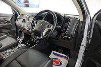 USED 2017 67 MITSUBISHI OUTLANDER 2.0h 12kWh 4h SUV 5dr Petrol Plug-in Hybrid CVT 4WD Euro 6 (s/s) (200 ps) 