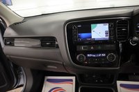 USED 2017 67 MITSUBISHI OUTLANDER 2.0h 12kWh 4h SUV 5dr Petrol Plug-in Hybrid CVT 4WD Euro 6 (s/s) (200 ps) 