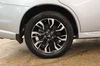 USED 2017 67 MITSUBISHI OUTLANDER 2.0h 12kWh 4h SUV 5dr Petrol Plug-in Hybrid CVT 4WD Euro 6 (s/s) (200 ps) 