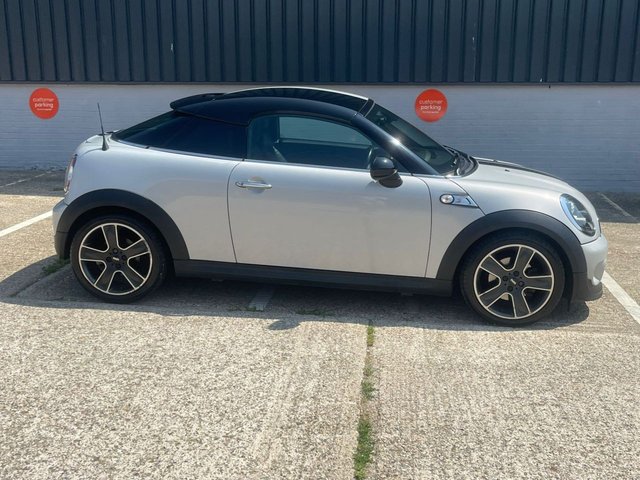 View our MINI COUPE