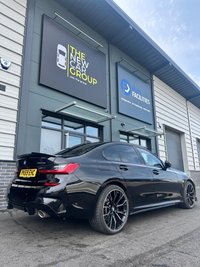 USED 2019 69 BMW 3 SERIES 2.0 330e 12kWh M Sport Saloon 4dr Petrol Plug-in Hybrid Auto Euro 6 (s/s) (292 ps) 