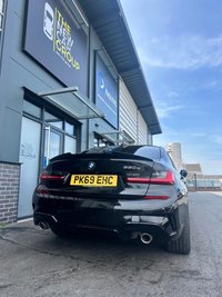 USED 2019 69 BMW 3 SERIES 2.0 330e 12kWh M Sport Saloon 4dr Petrol Plug-in Hybrid Auto Euro 6 (s/s) (292 ps) 